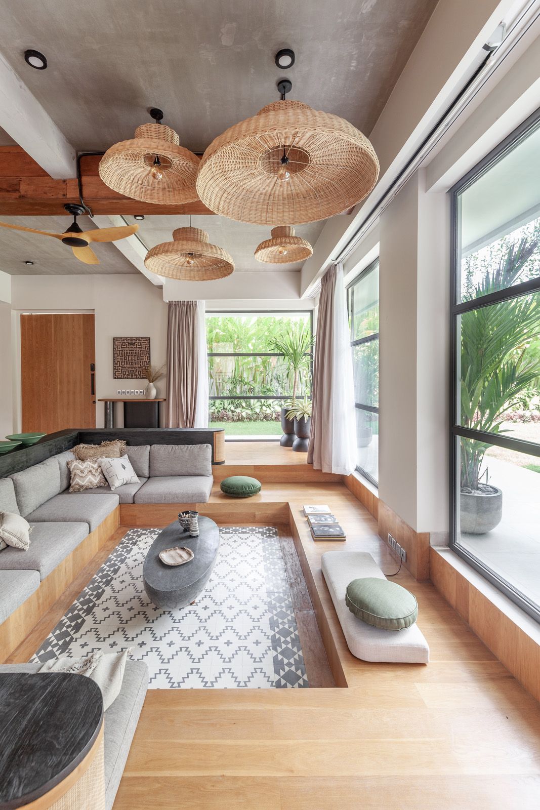 The Calm Home — 2BR Condominium, George Town